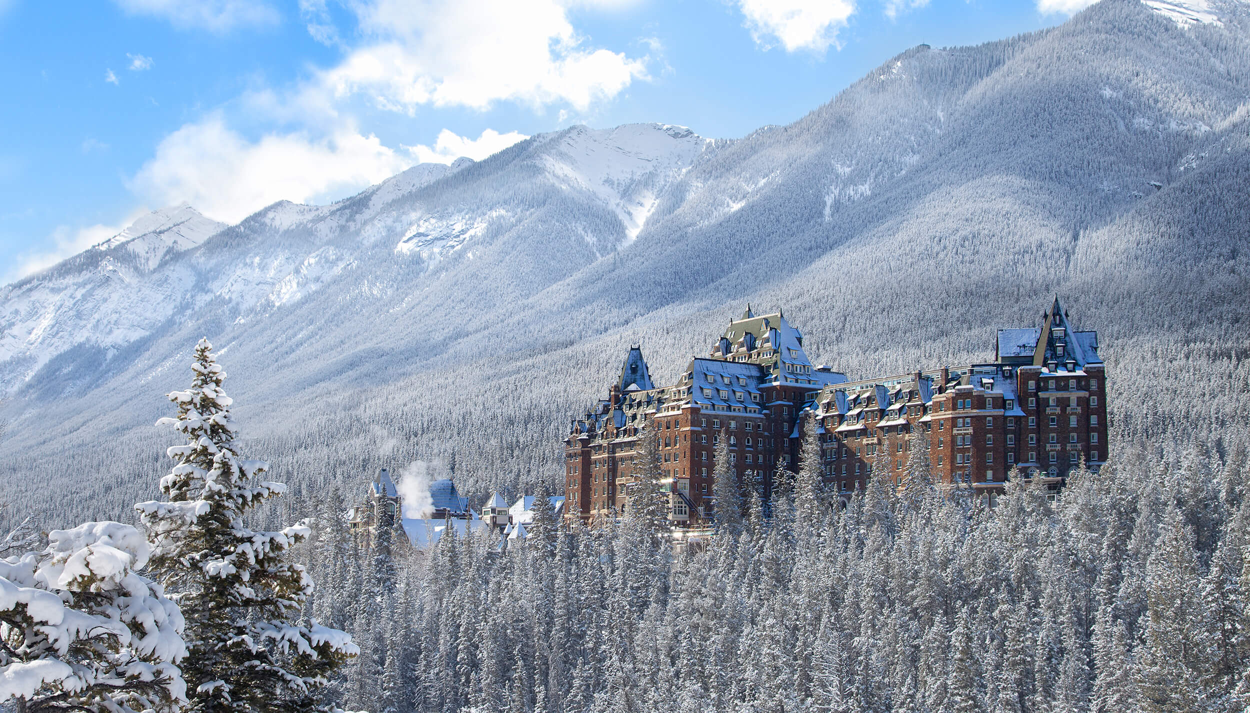 exterior shot of Fairmont Banff Springs Hotel
