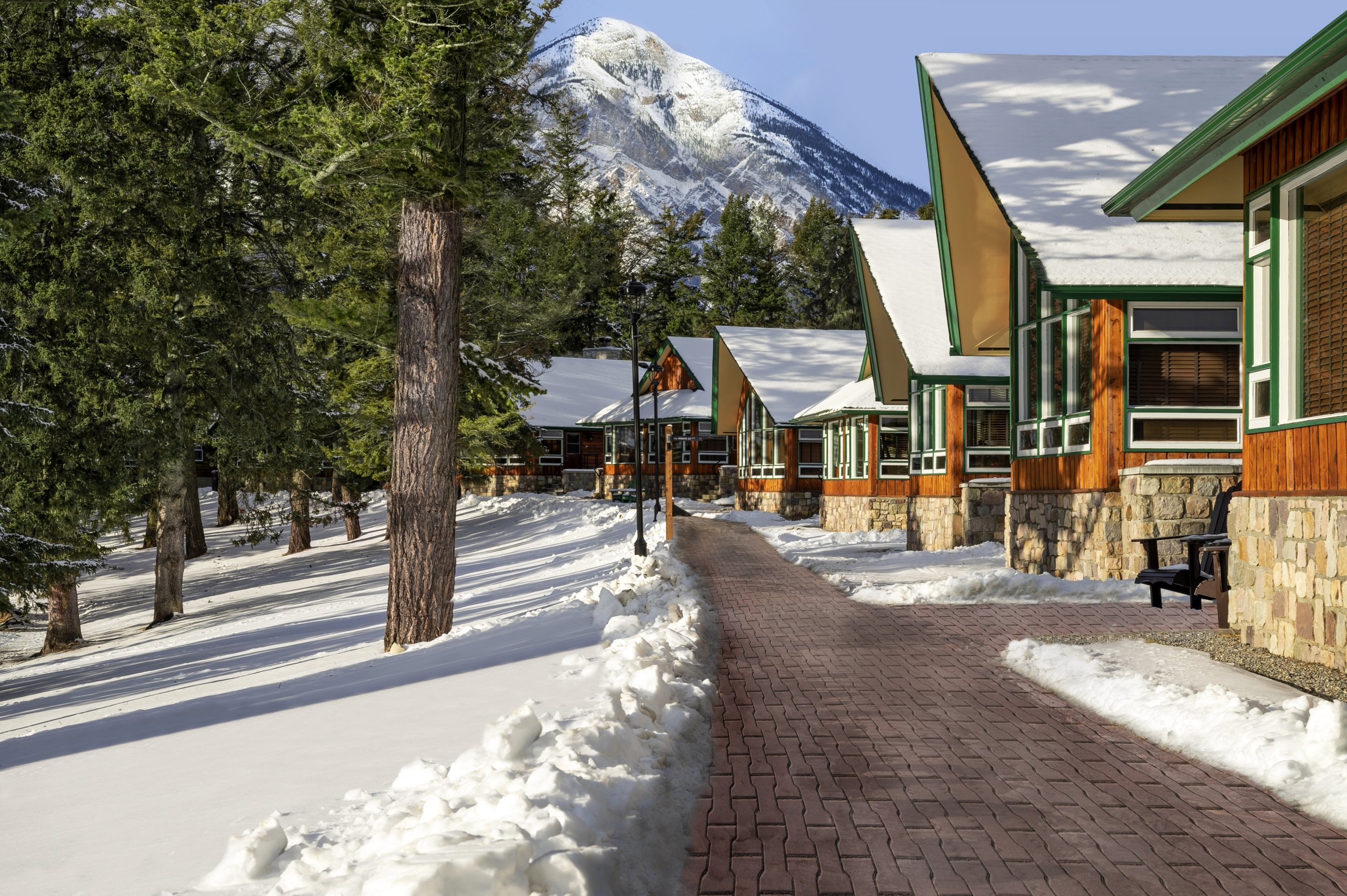 Fairmont Jasper Park Lodge Signature Suites in the wintertime.