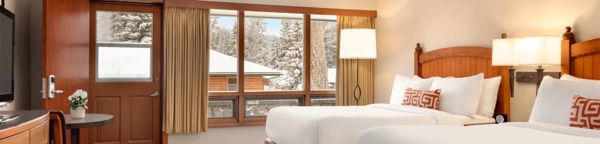 bedroom with two beds