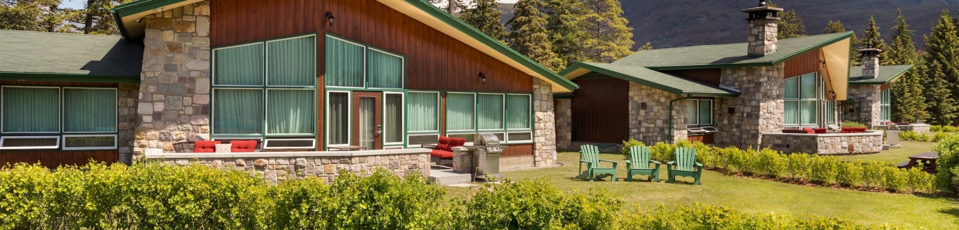 exterior of cabins in jasper park