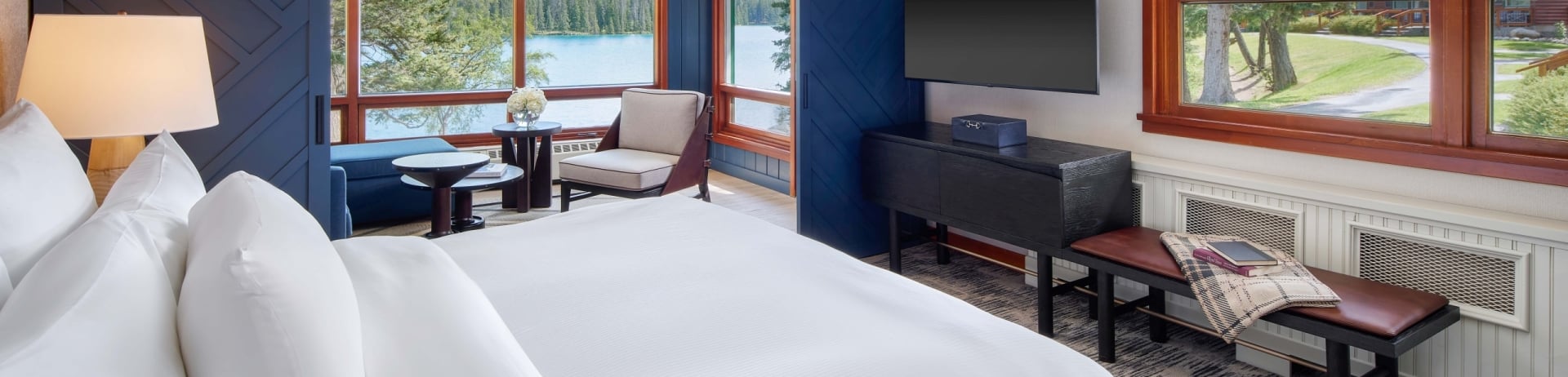 Fairmont Jasper Park Junior Suite