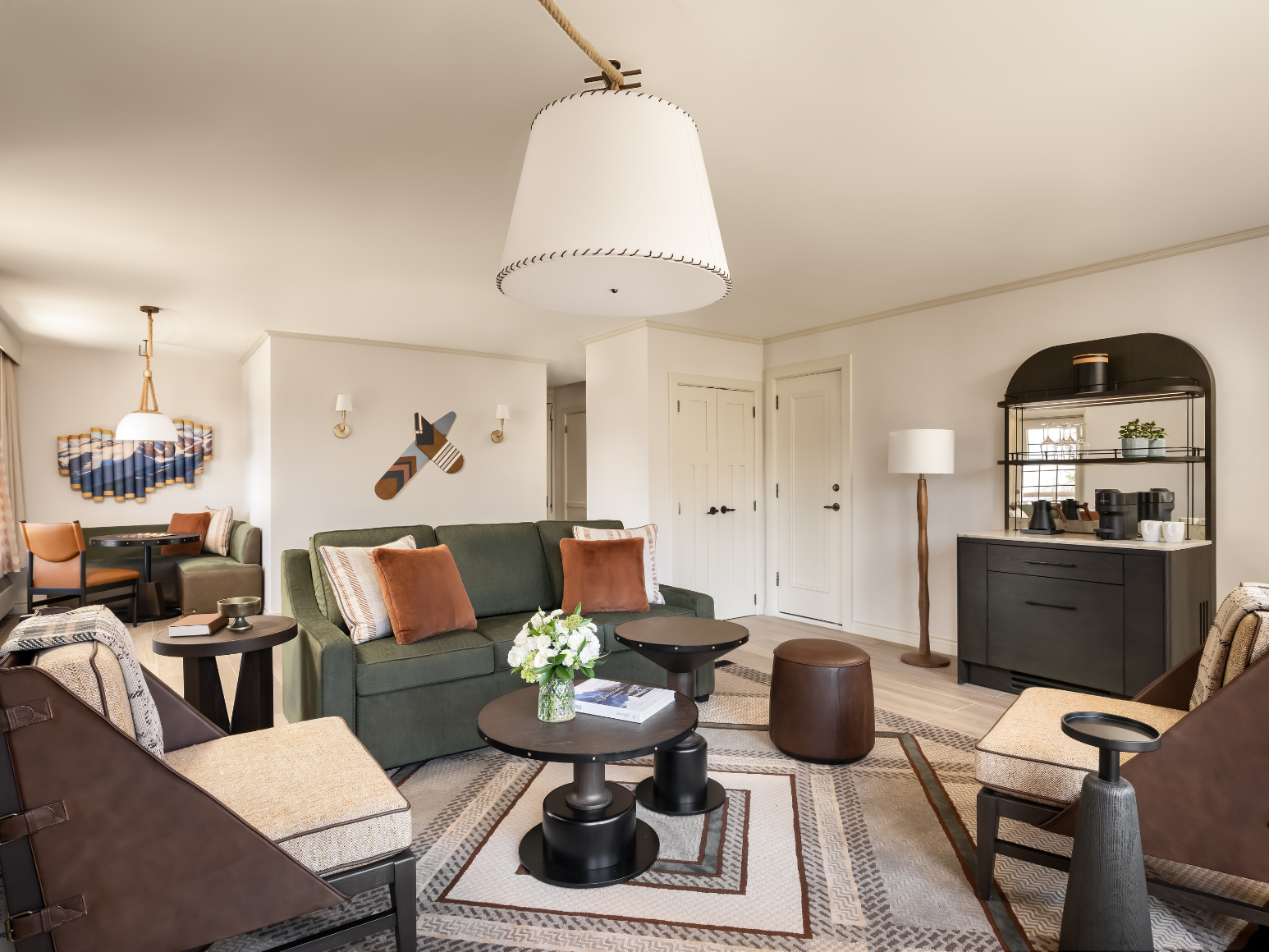 A hotel living room.